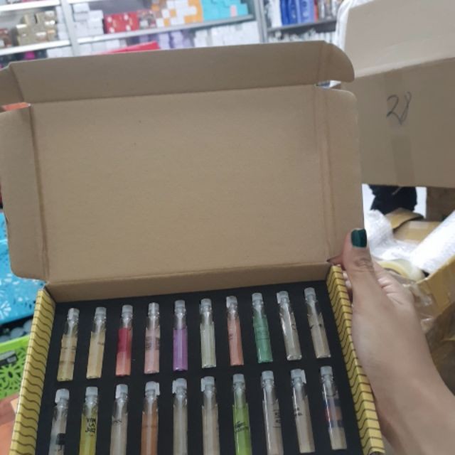 Sét 20 Chai Nước Hoa Mẫu Thử Cao Cấp-  Hương Thơm Quyến Rũ | BigBuy360 - bigbuy360.vn