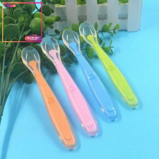 Thìa ăn dặm cho bé silicon [ có hộp đựng ]