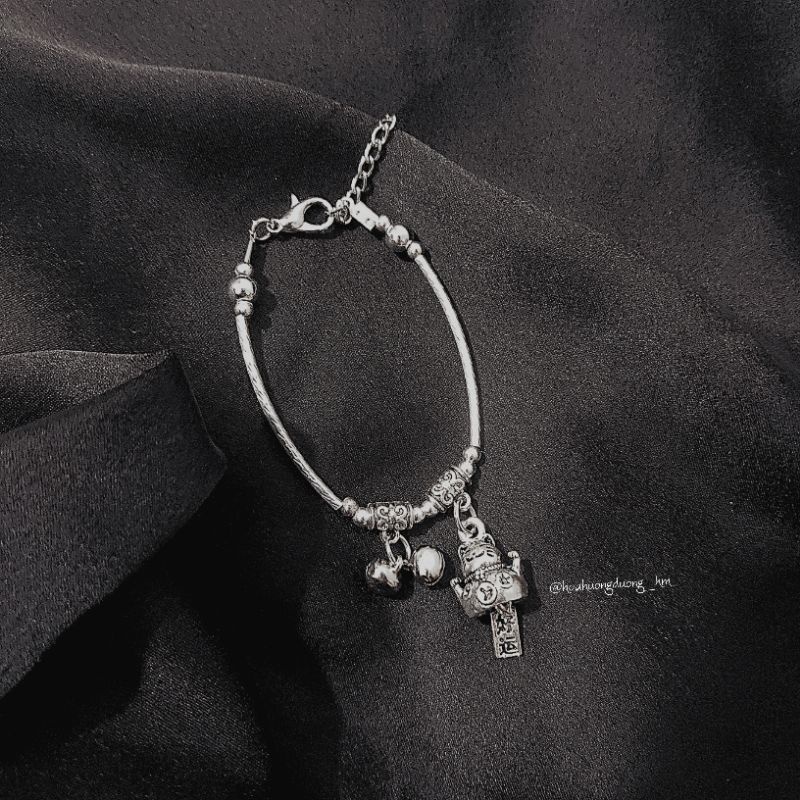 Vòng tay đôi mặt kim loại