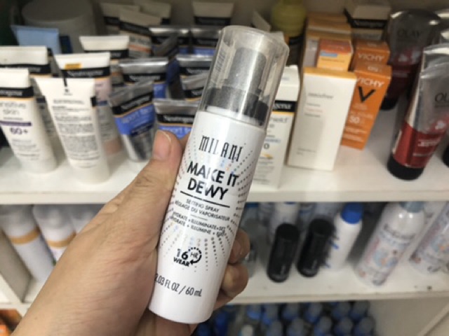 Xịt khoáng khoá lớp nền trang điểm giúp lâu trôi giảm nhờn milani | BigBuy360 - bigbuy360.vn