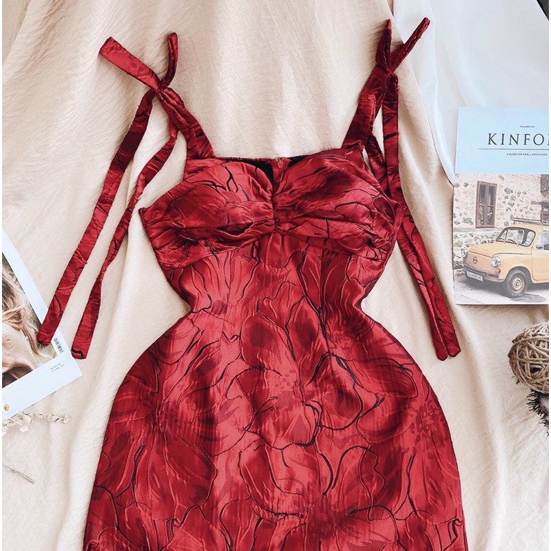 Đầm thiết kế đầm gấm đỏ 2 dây màu đỏ mặc dự tiệc dạo phố siêu dễ thương chất vải gấm dày dặn tôn dáng[ GẤM 2S] | BigBuy360 - bigbuy360.vn