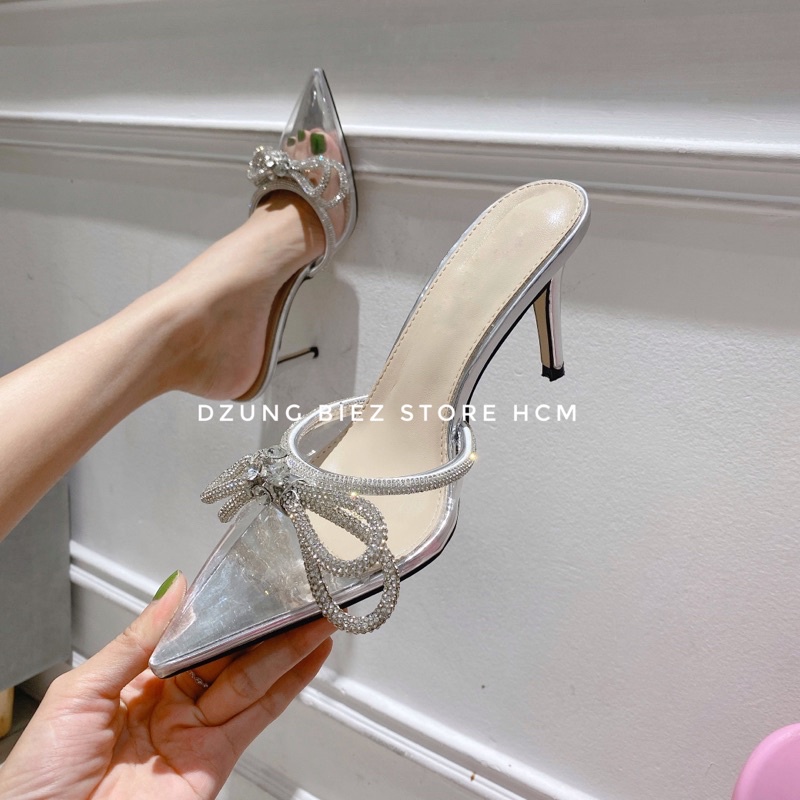 Giày sục nơ đá trong MatchMatch sang trọng