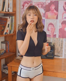 (có bán sỉ,ảnh thật,hoả tốc)🍋ÁO CROPTOP CỔ V ĐÍNH NÚT 🥬
