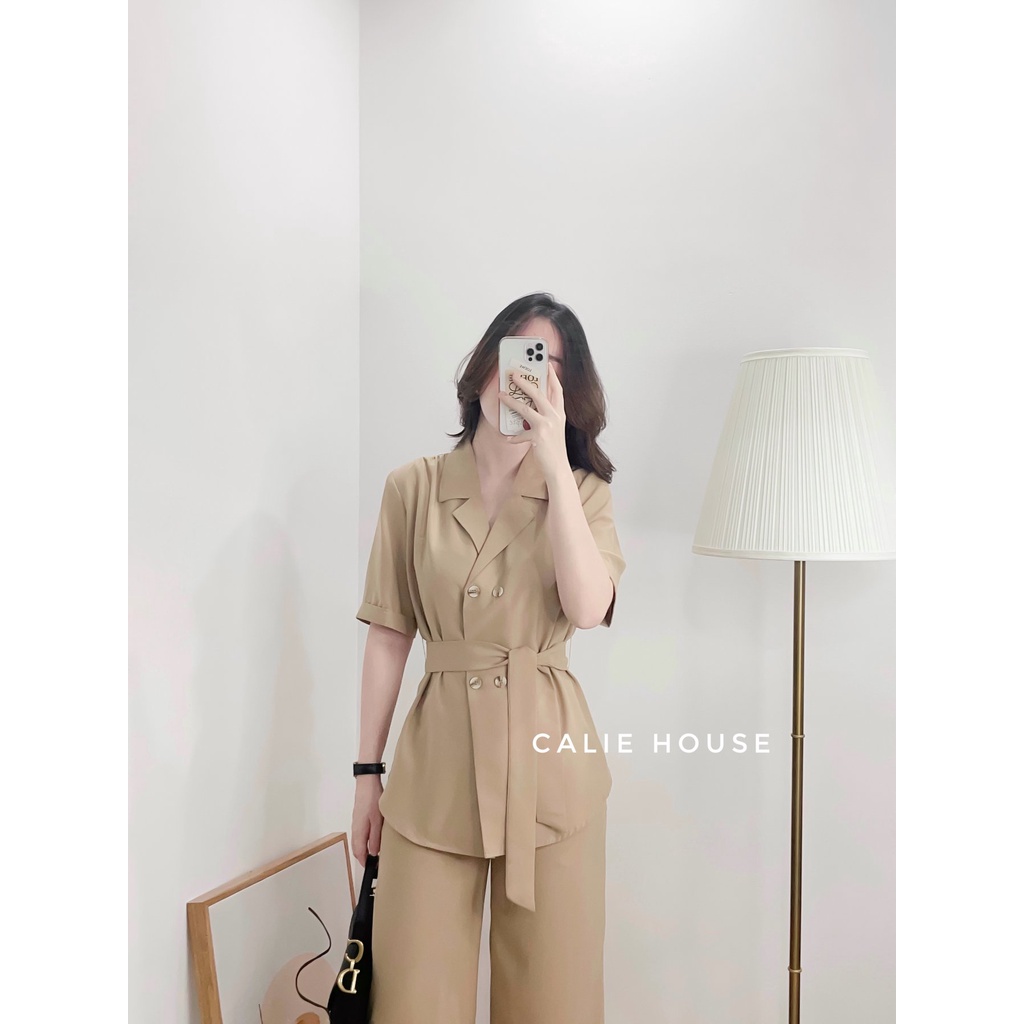 Áo sơ mi cổ vest nhún vai sang chảnh thời trang nữ Calie House A302