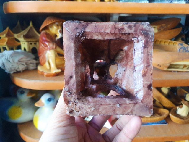 KIM TỰ THÁP TRANG TRÍ HỒ CÁ NON BỘ 10x9x11cm