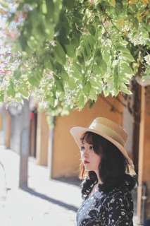 Mũ cói nơ lụa