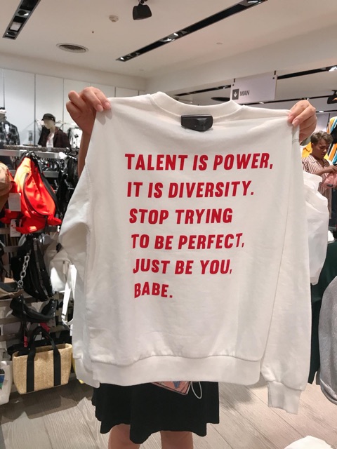 Áo nỉ Bershka