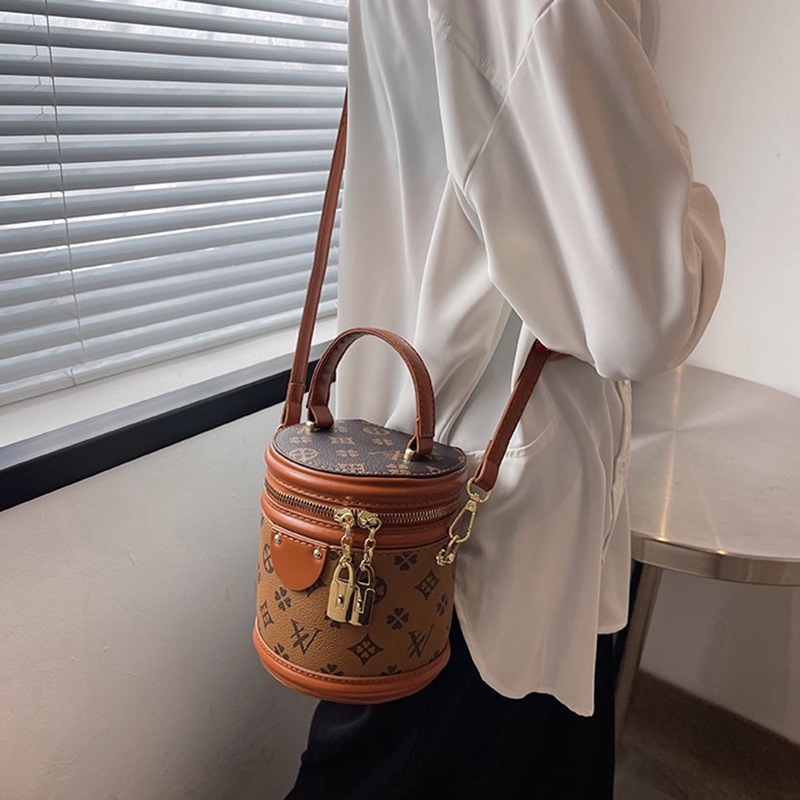 Túi xô đeo chéo IELGY thời trang in họa tiết cổ điển dành cho nữ