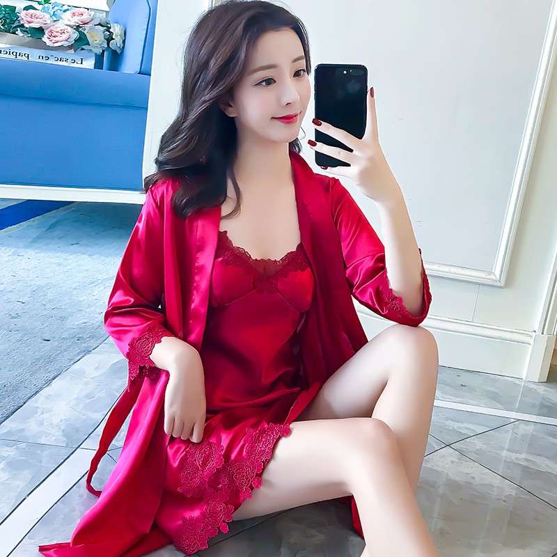 Đồ ngủ lụa set 5 món, SÉT ĐỒ LỤA ĐỦ 5 MÓN: Áo choàng, Váy 2 dây(có mút), áo 2 dây(có mút), quần ngắn, quần dài mềm mịn