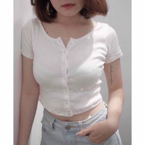 [Hot Trend] Áo Thun nữ 🌺SALE🌺Áo Croptop unisex Cộc Tay Cổ Tròn Có Cúc Nhiều Màu Siêu Đẹp chất liệu vải nhập khẩu cao cấp | BigBuy360 - bigbuy360.vn