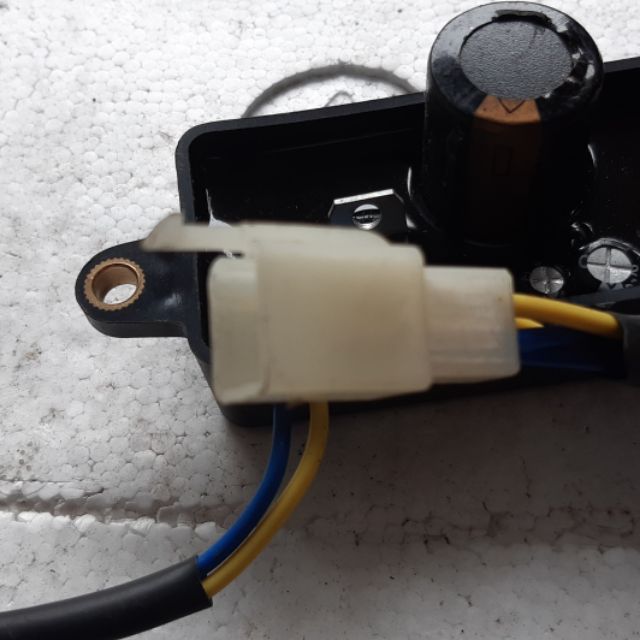 Avr vuông 2kw -3kw hàng xịn