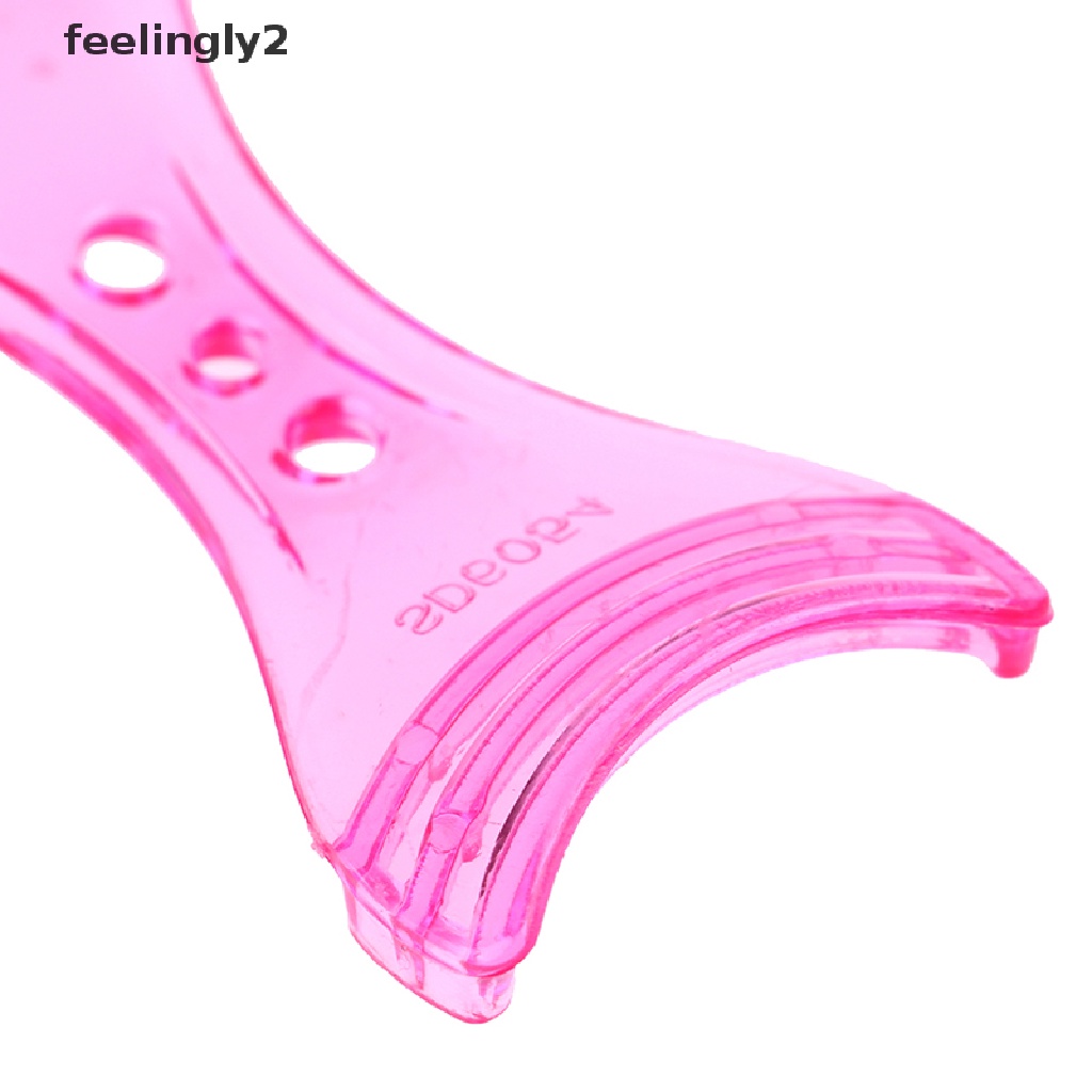 Khuôn Thẻ Hỗ Trợ Kẻ Mắt Trang Điểm Tiện Dụng