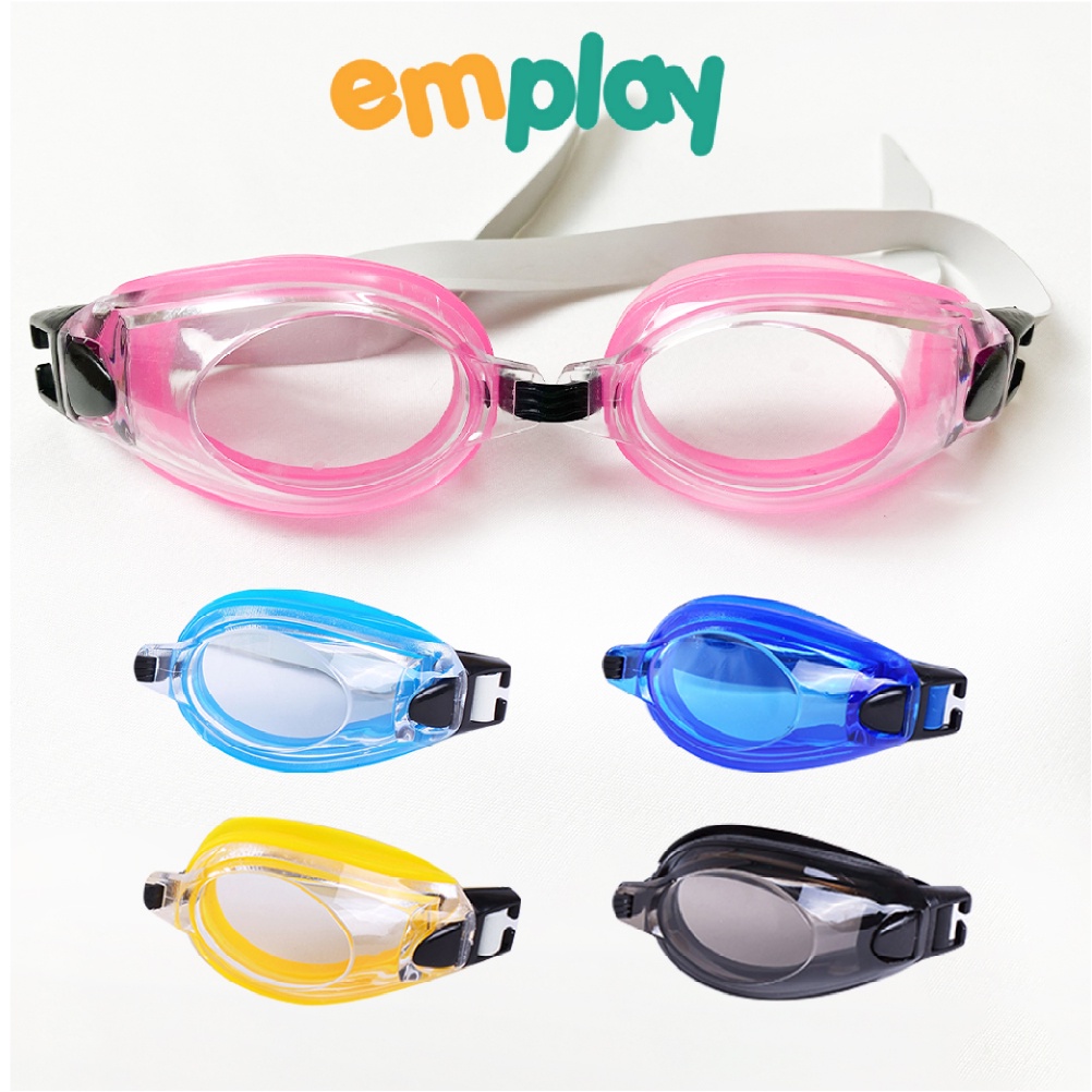 Kính bơi Emplay kèm 2 nút tai và 1 kẹp mũi, chất liệu nhựa và silicone không gây kích ứng da, chống nước tuyệt đối