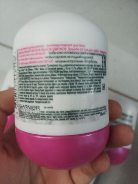Lăn nách garnier 50ml của Nga