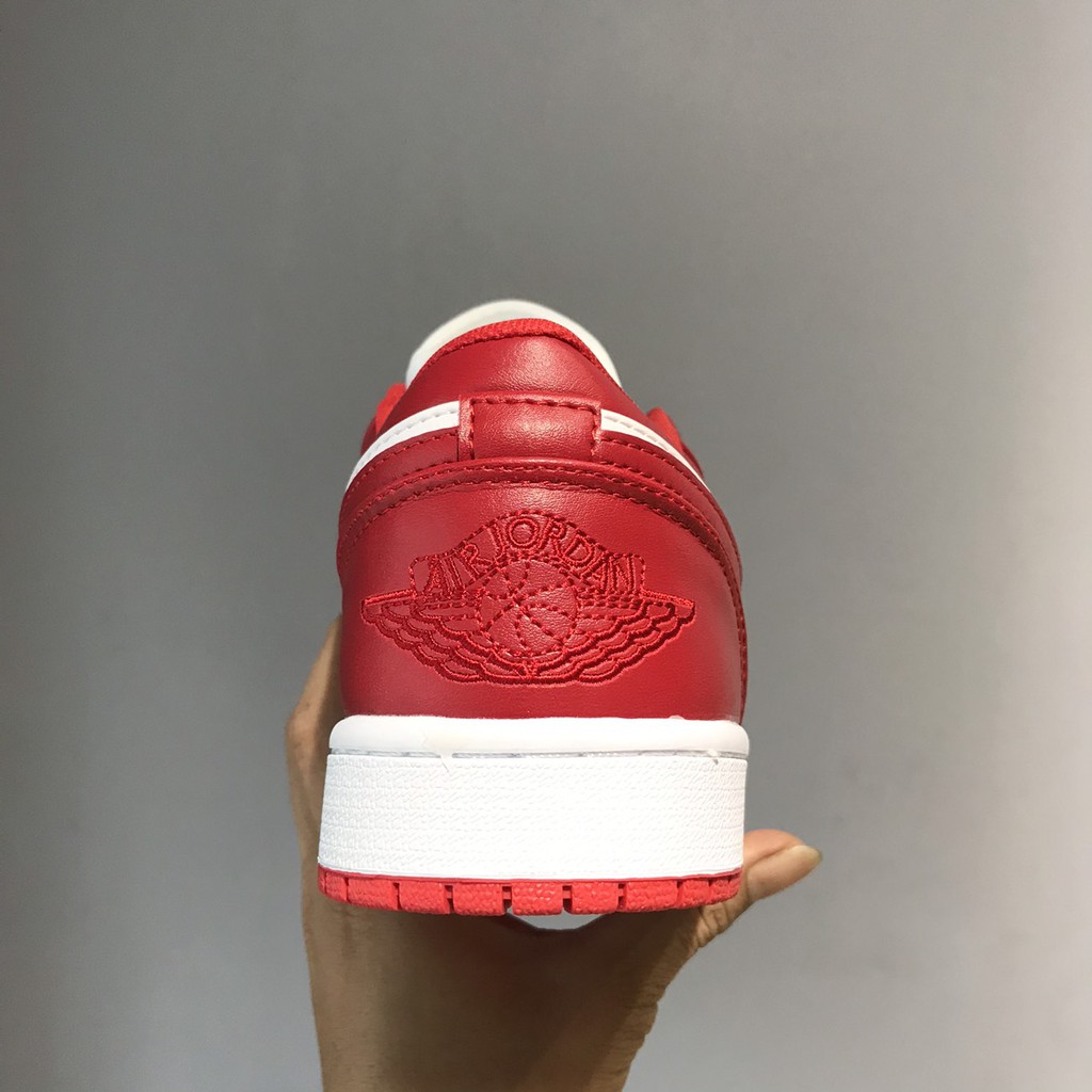 Giày thể thao,Giày sneaker,Giày 𝐉𝐨𝐫𝐝𝐚𝐧 𝟏 trắng đỏ thấp