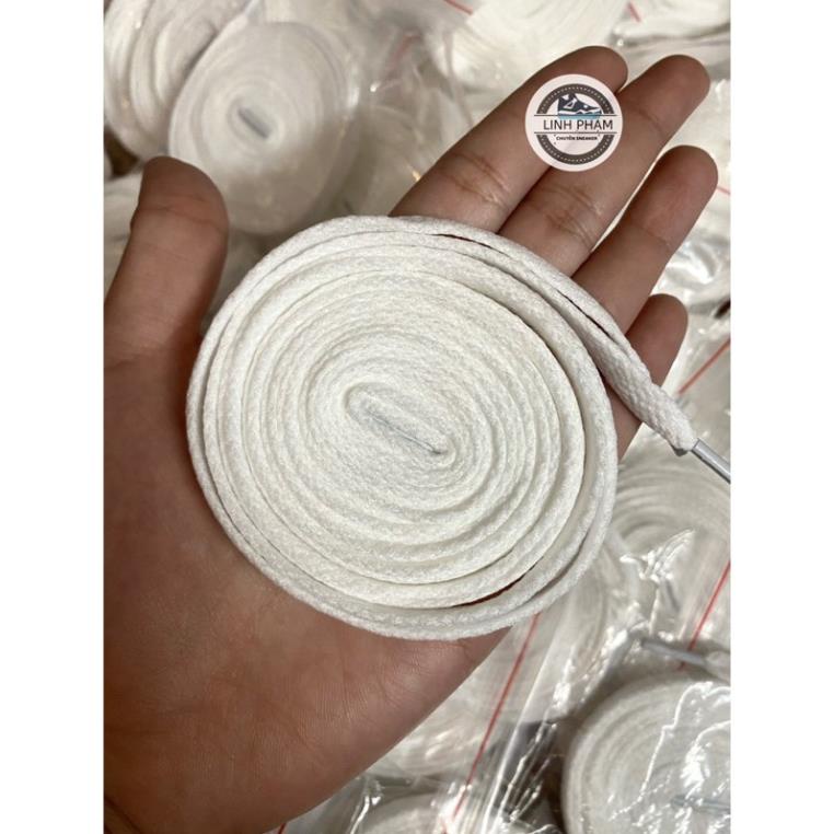 Dây giày Jd1 Đen Trắng dài 1m2 Loại Dày Đẹp Cao Cấp