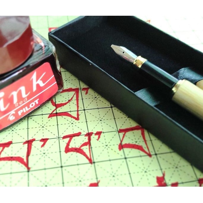Combo bút máy đầu dẹp bơm mực gỗ cao cấp và mực ink cao cấp Nhật Bản kèm tặng hộp bút