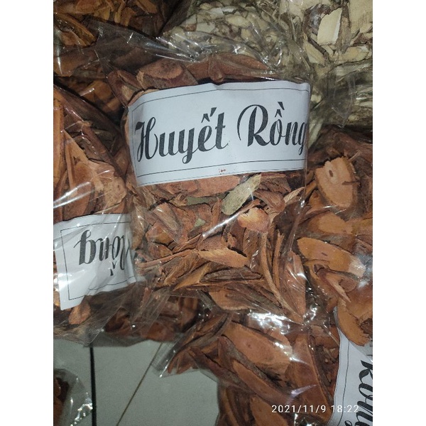 ☑️1KG Huyết rồng khô, cây cỏ má.u ngâm rịu