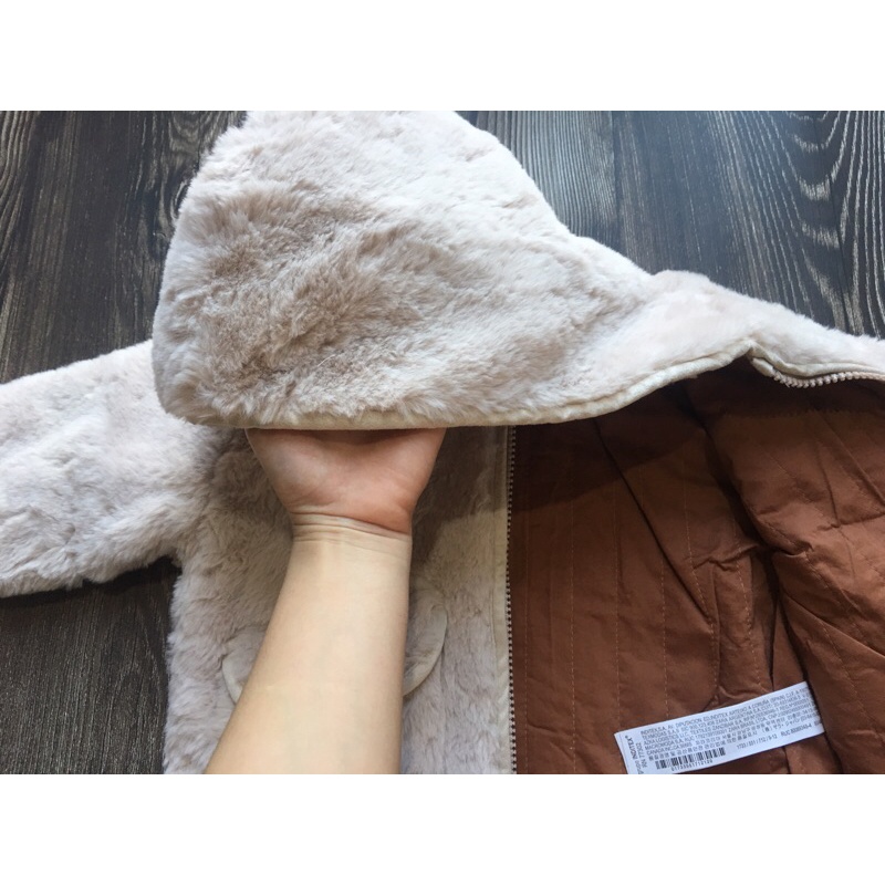 Áo khoác lông Zara dư xịn cho bé