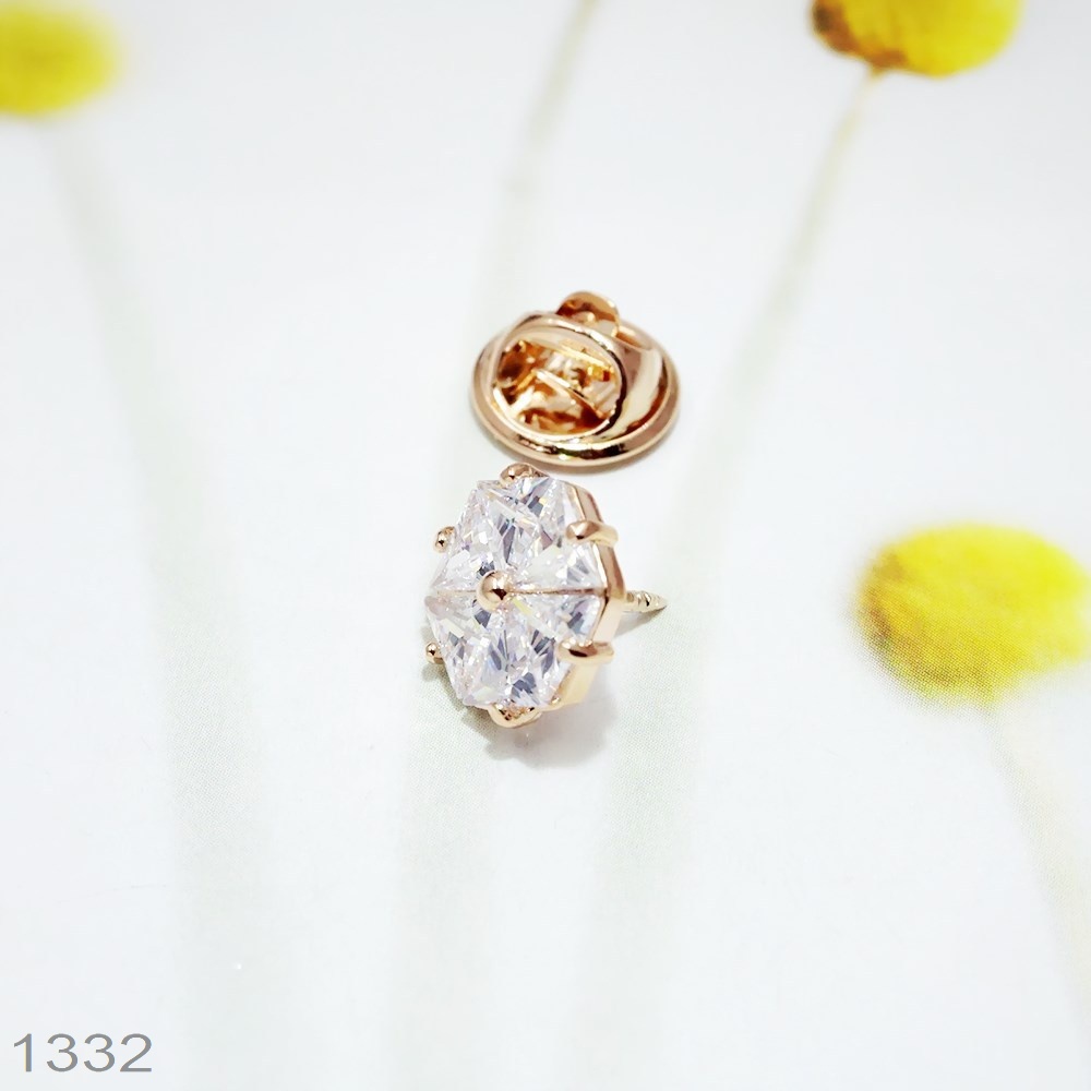 Ghim Cài Áo Eleanor Hình Hoa Đính Pha Lê Nhỏ Xinh, Quý Phái