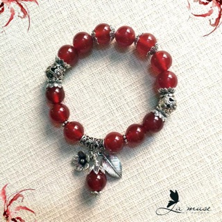 Vòng phong thuỷ mix charm bạc thái