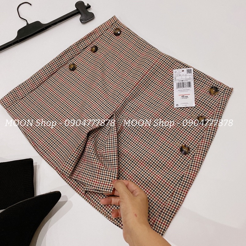 Chân váy kẻ MNG