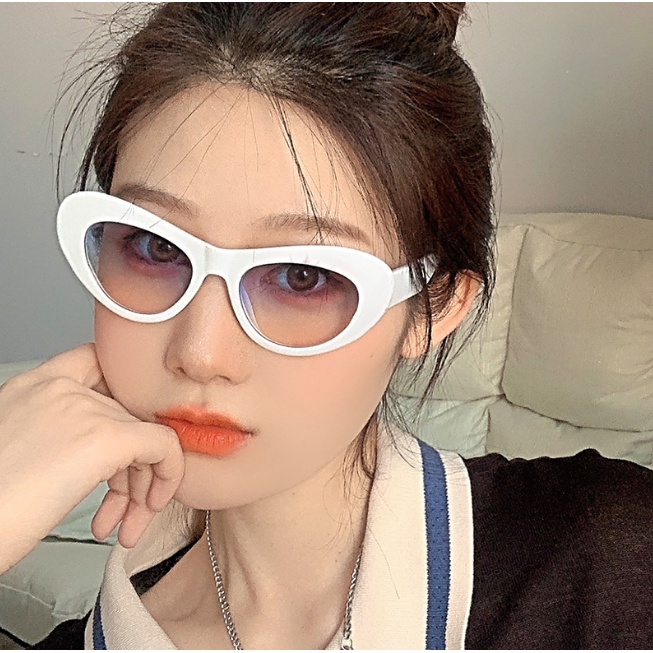 Kính Mát Hình Mắt Mèo Chống Tia Uv400 Thời Trang Cho Nữ