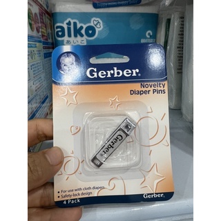 Cắt móng tay cho bé sơ sinh Gerber