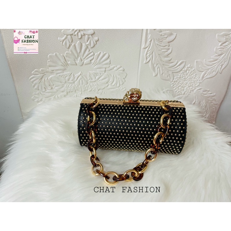 Clutch dự tiệc kiểu nằm ngang phối xích cá tính