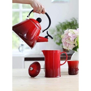 Ấm Đun Nước Le Creuset KONE 1,6 lít