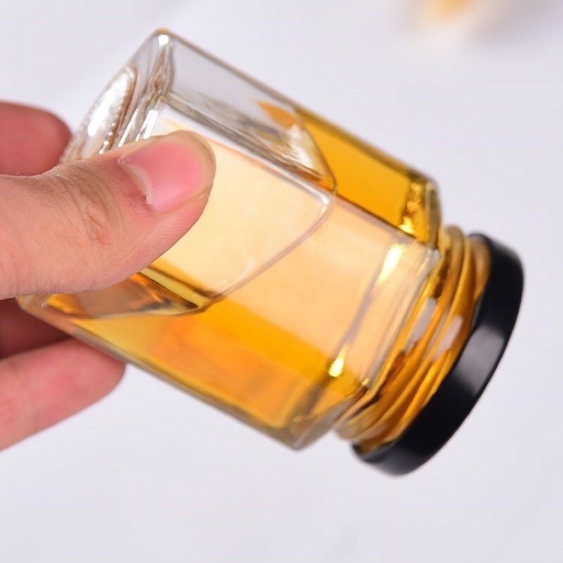 20 HỦ LỤC GIÁC 50ml NẮP THIẾC VÀNG &amp; ĐEN