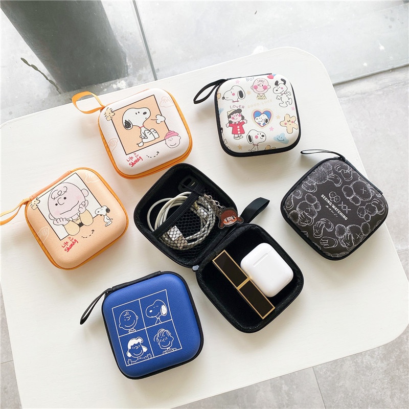 Túi Đựng Tiền Xu/Tai Nghe Hình Vuông Bằng Silicon Họa Tiết Hoạt Hình Snoopy Winnie the Pooh 3C