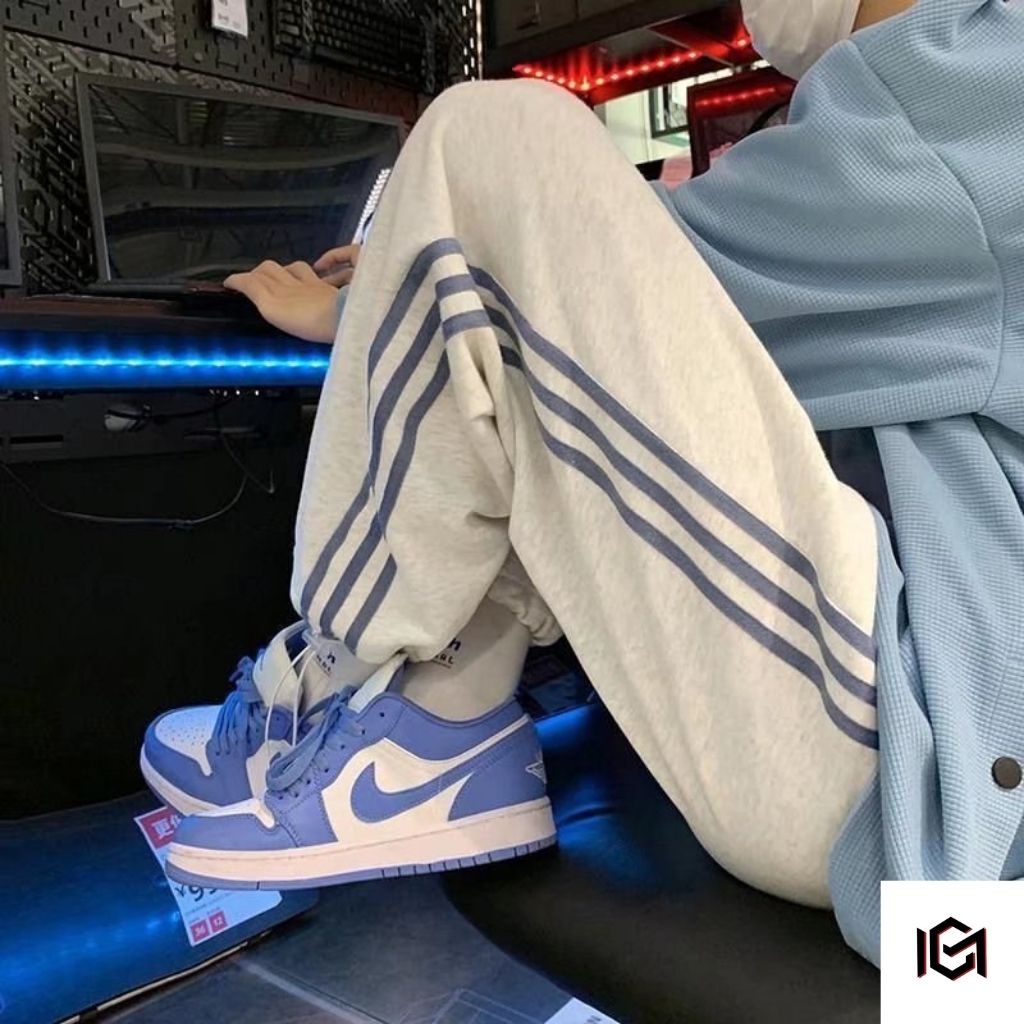 Quần Jogger Nam Nữ Thể Thao 3 Sọc Rút Dây hoặc Ống Rộng form Unisex CHUMI phong cách Streetwear CM043