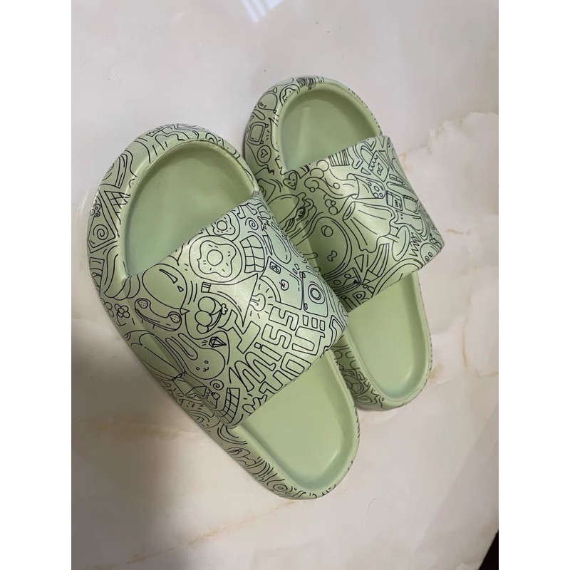(Sẵn Đen 40) Dép thời trang hoạ tiết thời trang  hot trend cho cả nam và nữ (ảnh thật ở cuối), Mã: D080