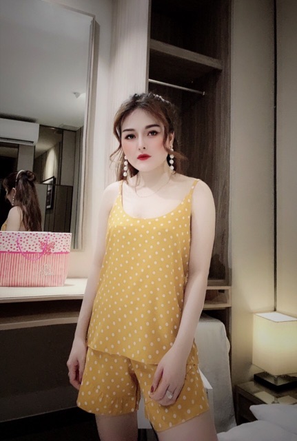 Sét bộ voan lụa chấm bi quần viền bèo xinh