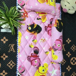 Set nệm gối cho bé đi học