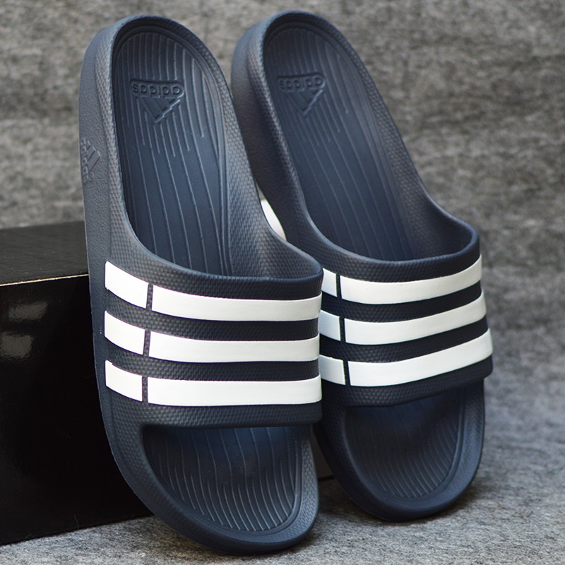 Adidas Duramo màu xanh đen sọc trắng