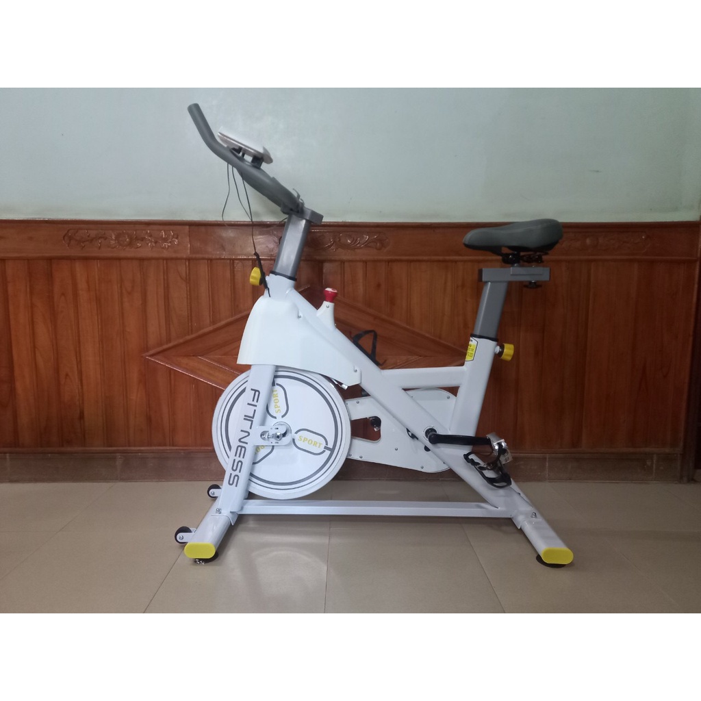 Xe đạp tập thể dục tại nhà Q8