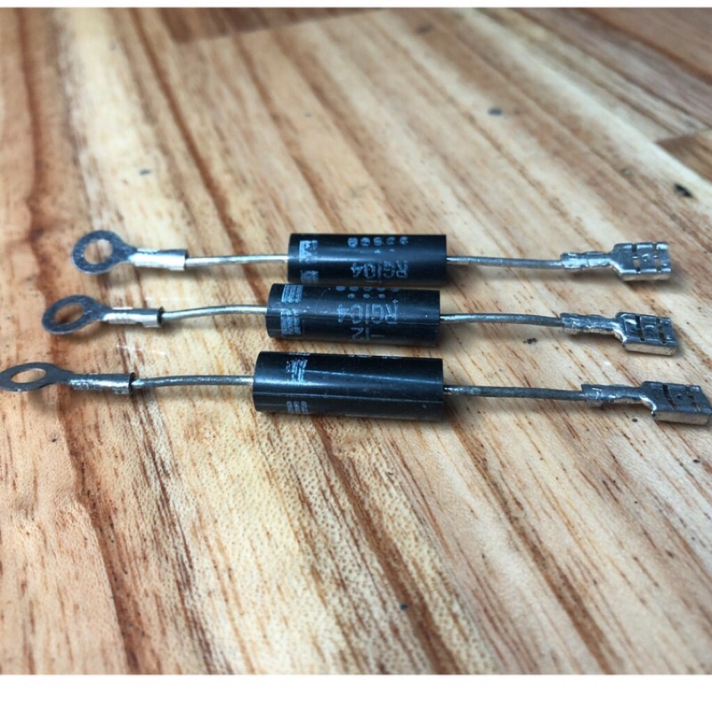 Diode tiếp âm lò vi sóng