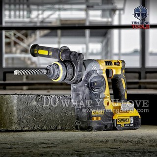 MÁY KHOAN DEWALT DCH273KN