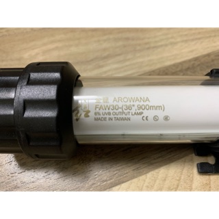 Đèn chìm UVB 6% chuyên dụng tanning cá rồng kích thước 98cm