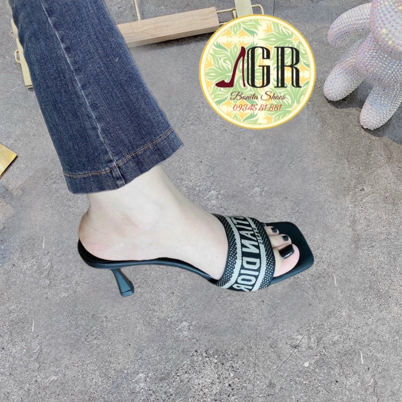 Guốc bản ngang vải chữ Dr nổi gót nhọn 6cm