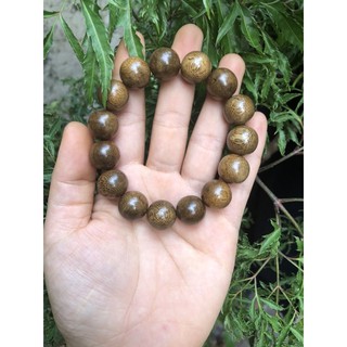 vòng tay trầm hương
