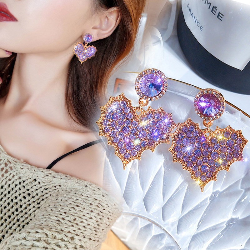 Khuyên Tai Tua Rua Xu Hướng Mới