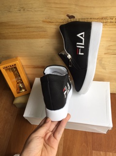 Giày sneaker độn đế