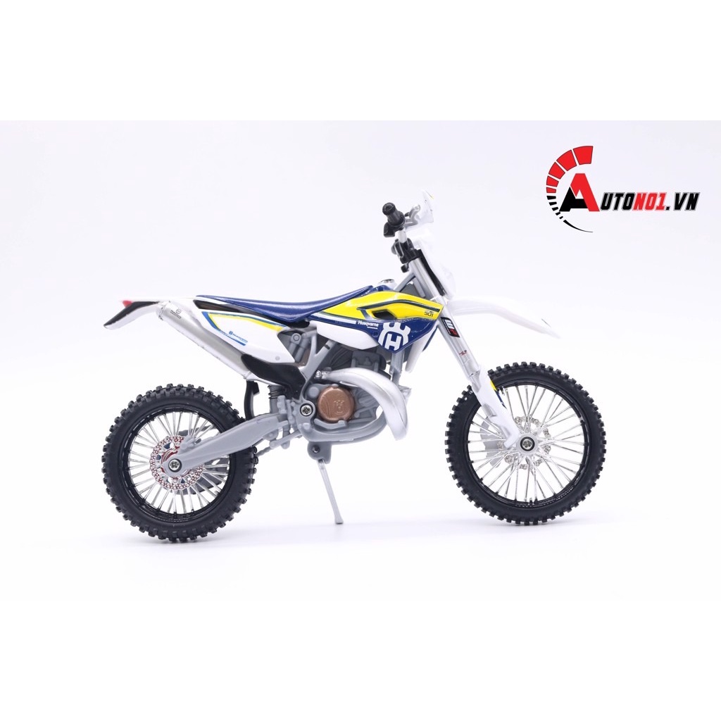 MÔ HÌNH XE CÀO CÀO HUSQVARNA FE 501 1:12 MAISTO 4831