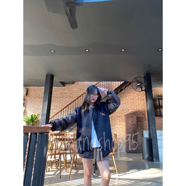 Áo Khoác Bomber Pha Da,thân áo dạ đen hình tay thêu tim form rộng Unsiex | BigBuy360 - bigbuy360.vn