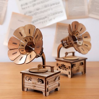 Hộp Nhạc Loa Kèn Gỗ Cổ Điển Trang Trí (HNG)