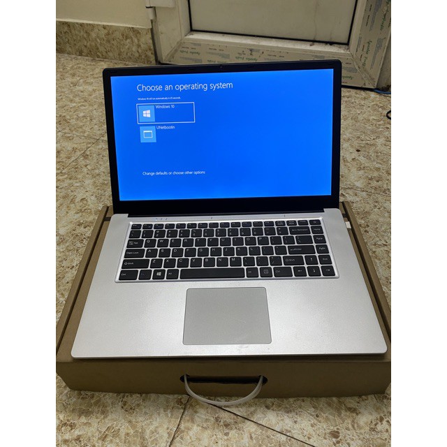 [500K] Laptop Siêu đẹp Chip Intel J3455/ Ram8G + SSD 128G Màn 15,6 inch Mỏng nhẹ 1,8kg Win 10 Mượt Mà | BigBuy360 - bigbuy360.vn