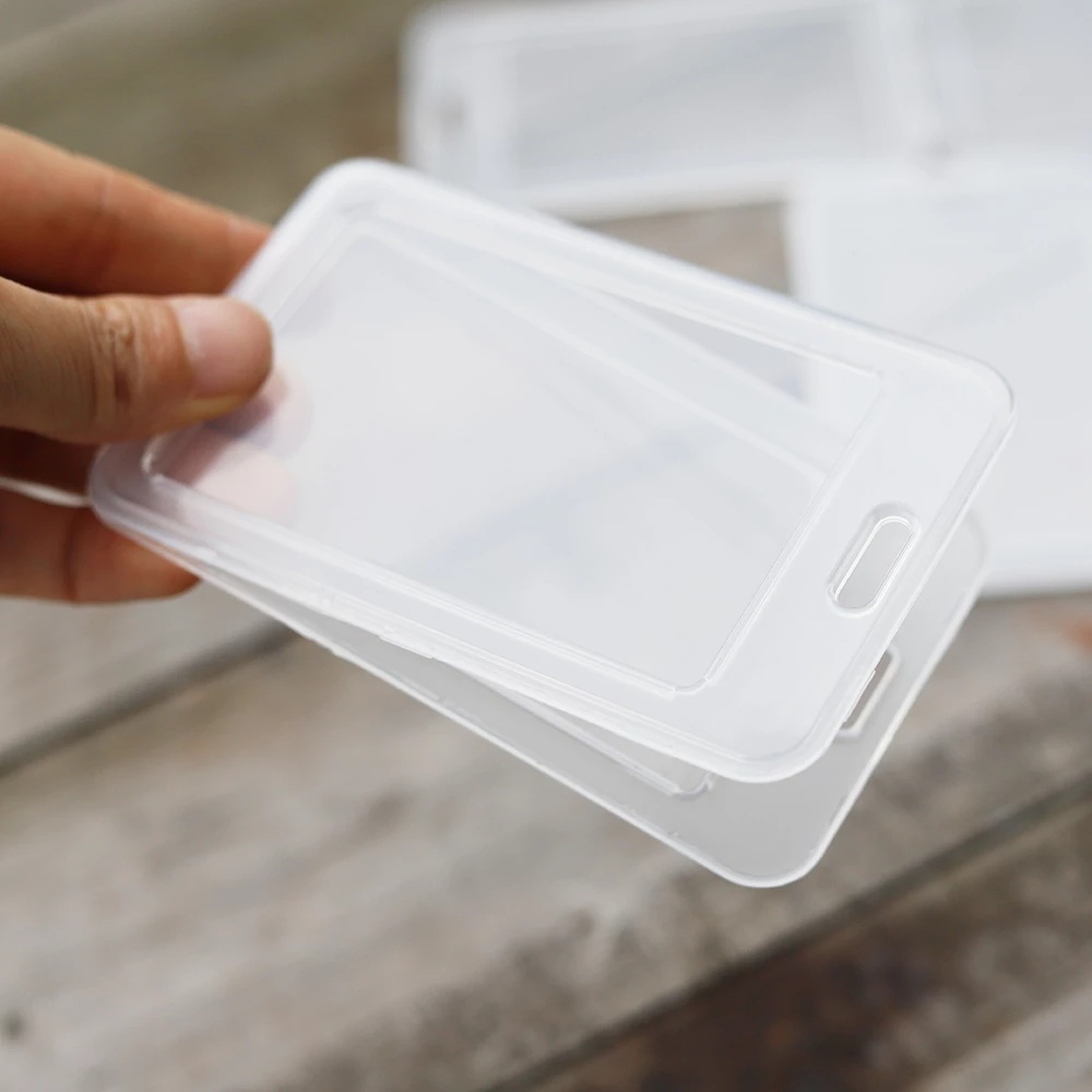 Bao đựng thẻ trong suốt bằng cao su tiện dụng